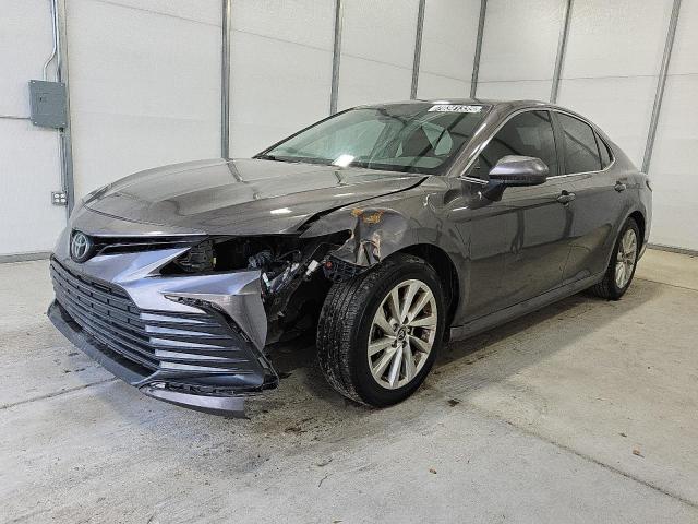 2022 TOYOTA CAMRY LE, 