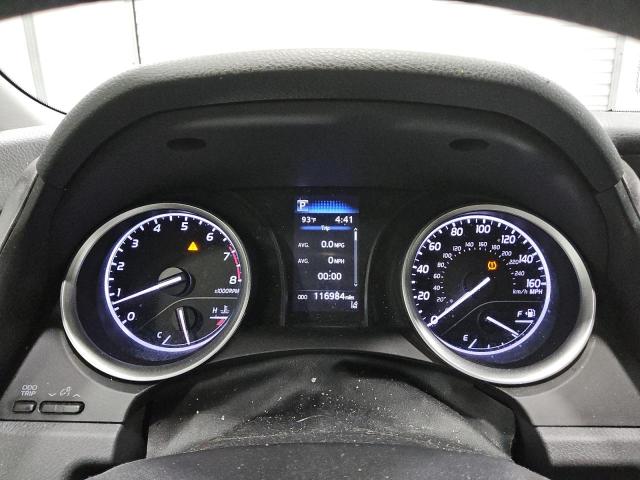 4T1C11AK5NU703573 - 2022 TOYOTA CAMRY LE 灰色 照片 9