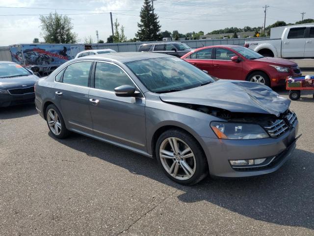 1VWBN7A35EC010876 - 2014 VOLKSWAGEN PASSAT SE GRAY photo 4
