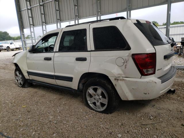 1J4GR48K35C684995 - 2005 JEEP GRAND CHER LAREDO Ақ фото 2
