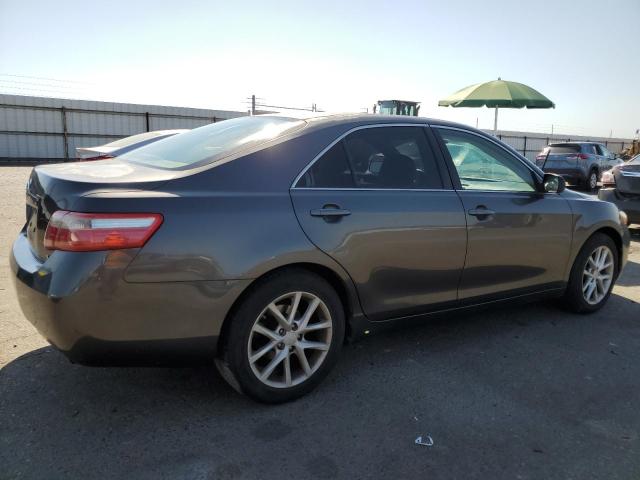 4T4BE46K58R039022 - 2008 TOYOTA CAMRY CE GRAY photo 3