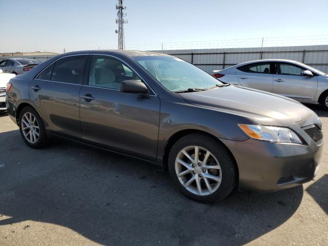4T4BE46K58R039022 - 2008 TOYOTA CAMRY CE GRAY photo 4