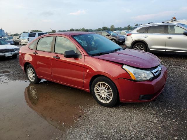 1FAHP3FN5BW179600 - 2011 FORD FOCUS 4D SE RED photo 4