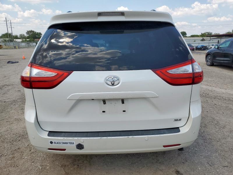 5TDYK3DC4GS715583 - 2016 TOYOTA SIENNA XLE WHITE photo 6