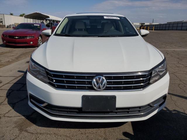 1VWLA7A30KC001384 - 2019 VOLKSWAGEN PASSAT WOLFSBURG WHITE photo 5