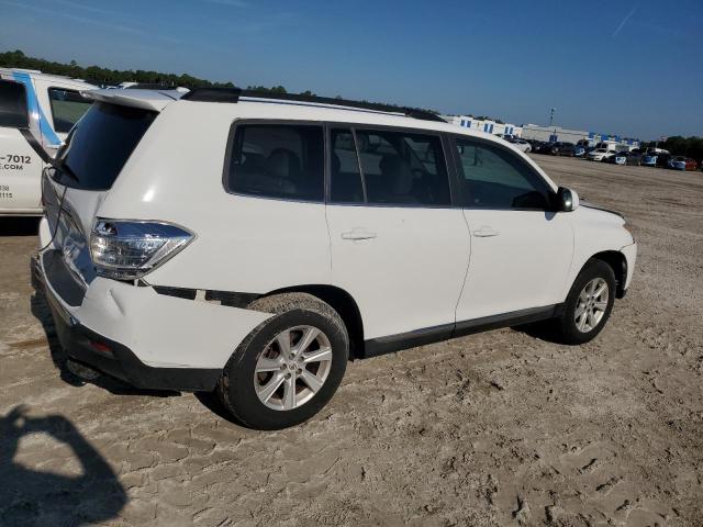 5TDZK3EH6BS049267 - 2011 TOYOTA HIGHLANDER BASE Белый фото 3