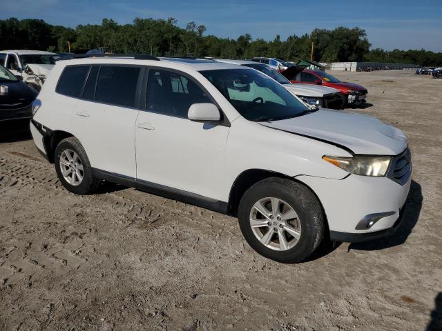 5TDZK3EH6BS049267 - 2011 TOYOTA HIGHLANDER BASE Белый фото 4