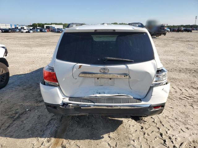 5TDZK3EH6BS049267 - 2011 TOYOTA HIGHLANDER BASE Белый фото 6