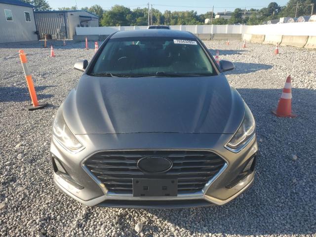 5NPE24AF9JH695450 - 2018 HYUNDAI SONATA SE GRAY photo 5