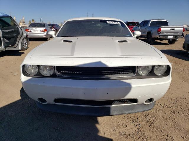 2C3CDYAG9DH649653 - 2013 DODGE CHALLENGER SXT WHITE photo 5