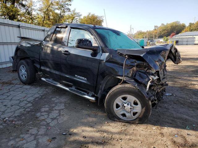 5TFUM5F19JX079339 - 2018 TOYOTA TUNDRA DOUBLE CAB SR/SR5 BLACK photo 4