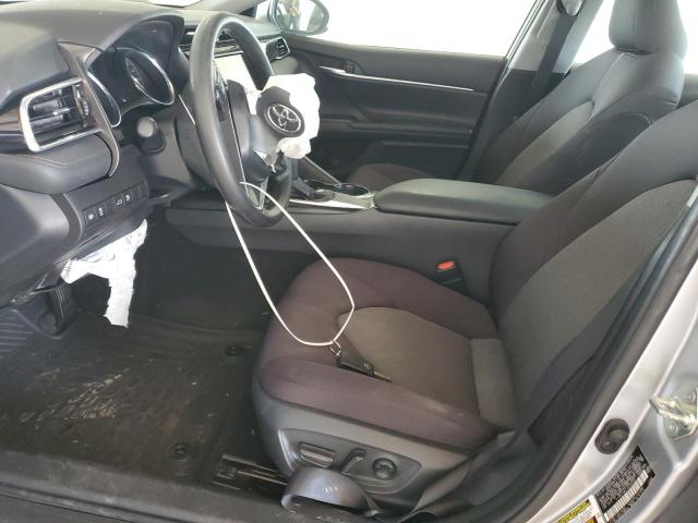 4T1B11HK7JU152378 - 2018 TOYOTA CAMRY L SILVER photo 7