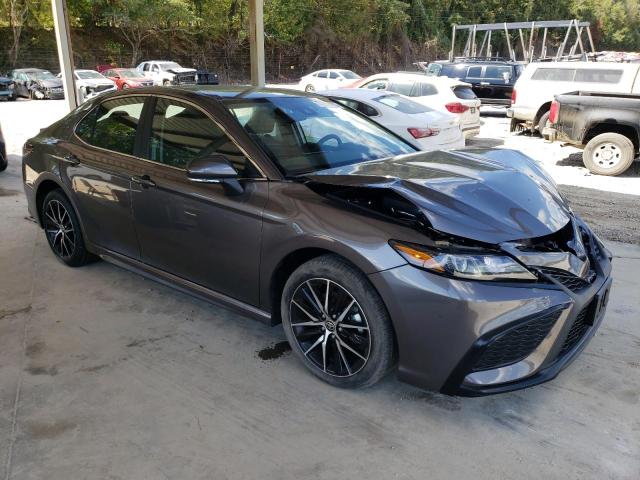 4T1G11AK6PU173196 - 2023 TOYOTA CAMRY SE NIGHT SHADE GRAY photo 4