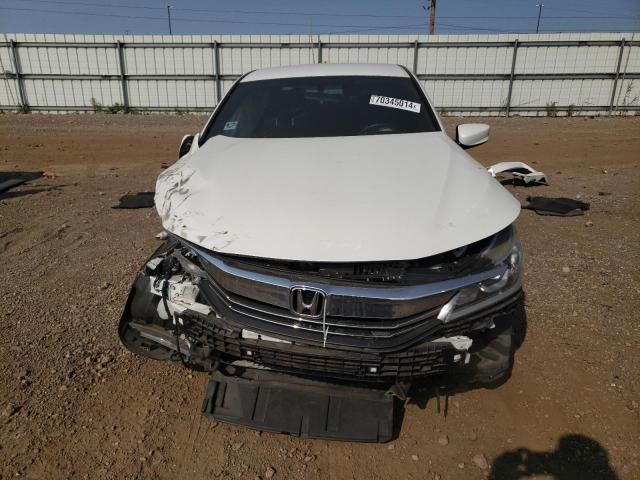 1HGCR2F53GA232020 - 2016 HONDA ACCORD SPORT WHITE photo 5