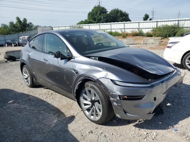 7SAYGDEE5TA443891 - 2026 TESLA MODEL Y GRAY photo 4