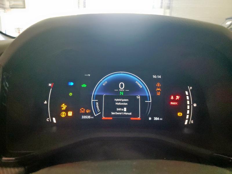 4T1DAACK8SU518947 - 2025 TOYOTA CAMRY XSE SILVER photo 9