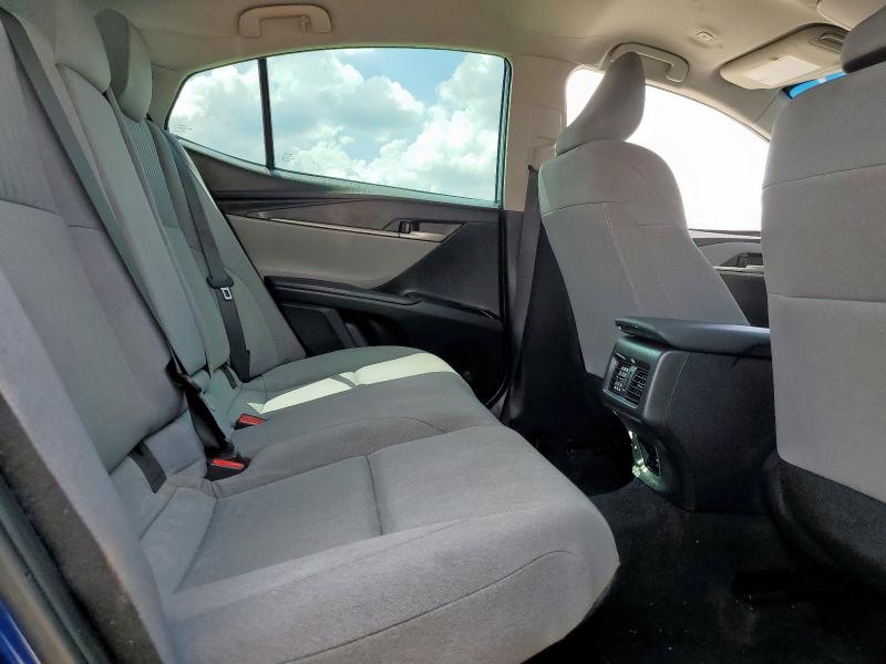 4T1DAACK2SU044378 - 2025 TOYOTA CAMRY XSE BLUE photo 10