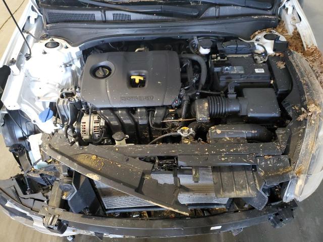 3KPF34AD9LE259124 - 2020 KIA FORTE GT LINE WHITE photo 11