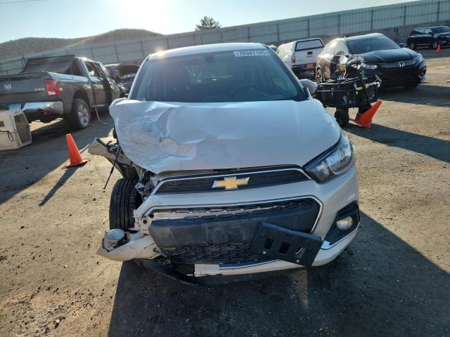 KL8CC6SA7JC470483 - 2018 CHEVROLET SPARK 1LT WHITE photo 5