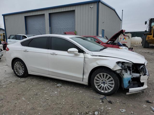 3FA6P0LU5GR365052 - 2016 FORD FUSION SE HYBRID WHITE photo 4