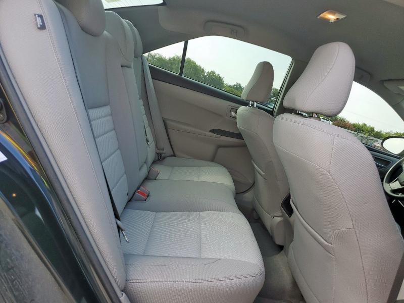 4T1BF1FK0HU424302 - 2017 TOYOTA CAMRY LE 黑色 照片 10