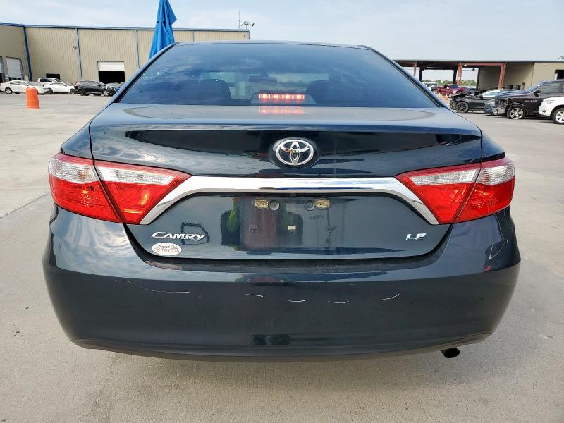 4T1BF1FK0HU424302 - 2017 TOYOTA CAMRY LE 黑色 照片 6