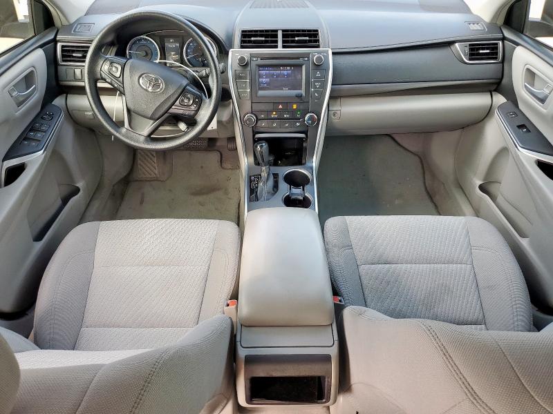 4T1BF1FK0HU424302 - 2017 TOYOTA CAMRY LE 黑色 照片 8