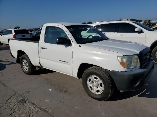 5TENX22NX8Z481361 - 2008 TOYOTA TACOMA WHITE photo 4