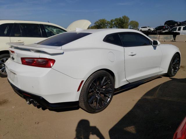 1G1FK1R61J0145639 - 2018 CHEVROLET CAMARO ZL1 白色 照片 3