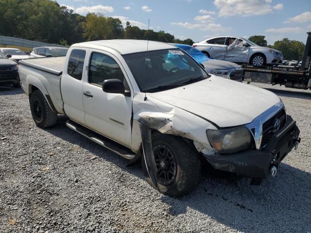 5TFTX4GN3BX003454 - 2011 TOYOTA TACOMA PRERUNNER ACCESS CAB WHITE photo 4