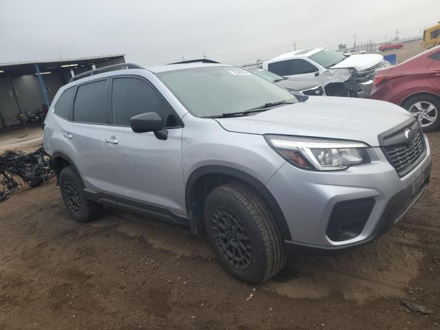 JF2SKADC4LH602940 - 2020 SUBARU FORESTER SILVER photo 4