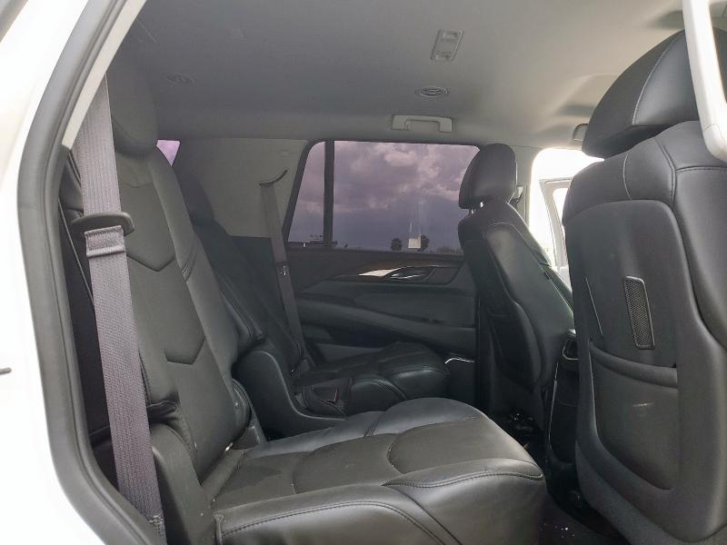 1GYS4AKJ1GR317665 - 2016 CADILLAC ESCALADE WHITE photo 11