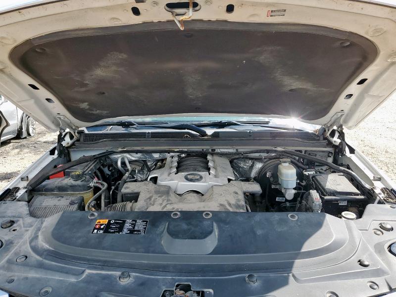 1GYS4AKJ1GR317665 - 2016 CADILLAC ESCALADE WHITE photo 12