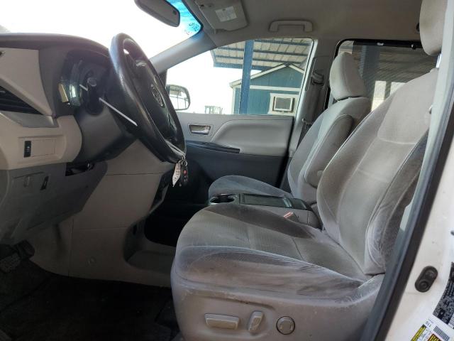 5TDKK3DC5FS672151 - 2015 TOYOTA SIENNA LE თეთრი ფოტო 7