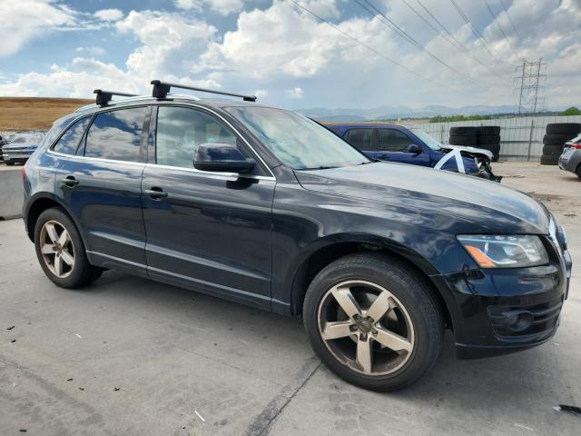 WA1LFAFP1BA065601 - 2011 AUDI Q5 PREMIUM PLUS Schwarz Foto 4