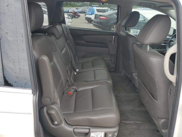 5FNRL5H95FB094806 - 2015 HONDA ODYSSEY TOURING WHITE photo 11