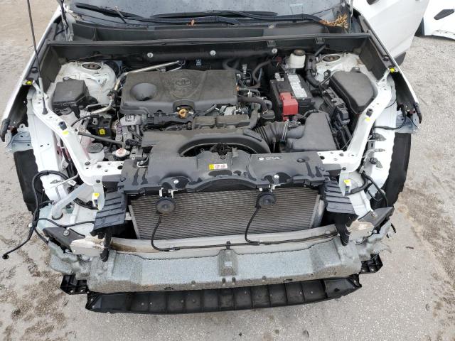 2T3H1RFV4MC130065 - 2021 TOYOTA RAV4 LE WHITE photo 12