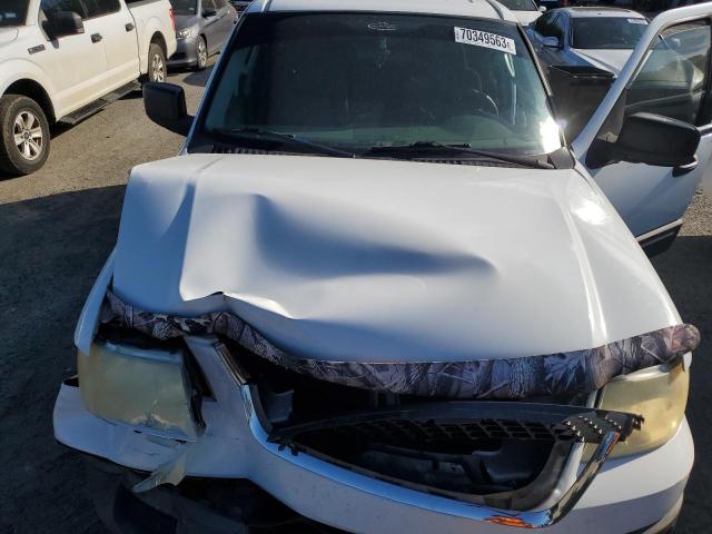 1FMRU13W74LB05300 - 2004 FORD EXPEDITION XLS WHITE photo 12