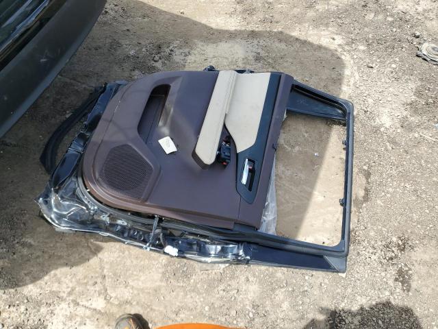 5TDGZRBH1NS570024 - 2022 TOYT HIGHLANDER XLE BLACK photo 13