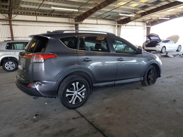 2T3ZFREV0JW433202 - 2018 TOYOTA RAV4 LE Grau Foto 3