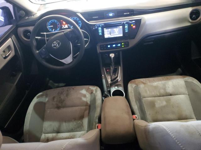 2T1BURHE9JC965142 - 2018 TOYOTA COROLLA L ლურჯი ფოტო 8