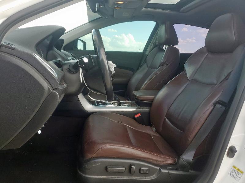 19UUB3F55GA002641 - 2016 ACURA TLX TECH WHITE photo 7