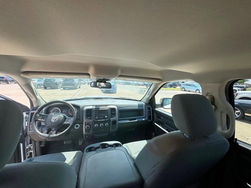 1C6RR7FT8GS212433 - 2016 RAM 1500 ST WHITE photo 9