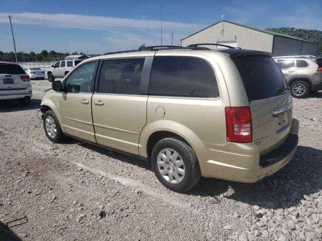 2A4RR4DE4AR285989 - 2010 CHRYSLER TOWN & COU LX TAN photo 2