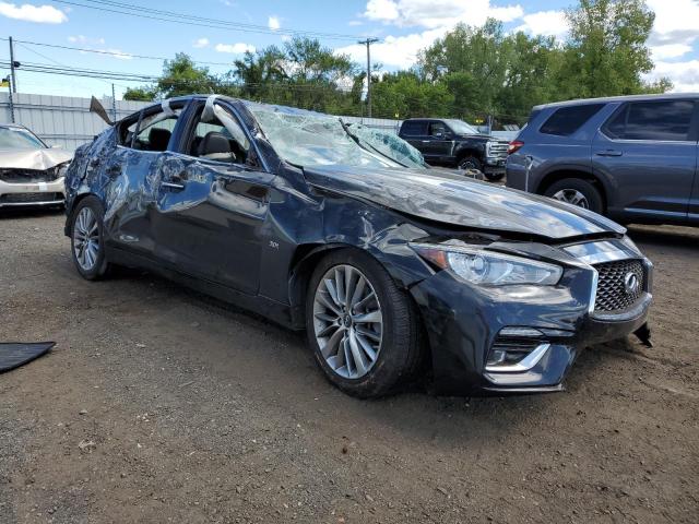 JN1EV7AR9JM440101 - 2018 INFINITI Q50 LUXE შავი ფოტო 4
