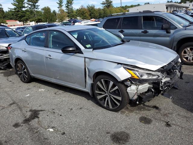 1N4BL4CW4KC202905 - 2019 NISSAN ALTIMA SR SILVER photo 4