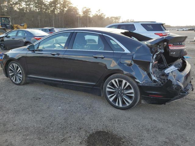 3LN6L5F95JR607240 - 2018 LINCOLN MKZ RESERVE BLACK photo 2