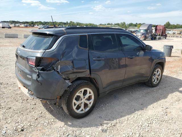 3C4NJDBN2RT158312 - 2024 JEEP COMPASS LATITUDE 灰色 照片 3