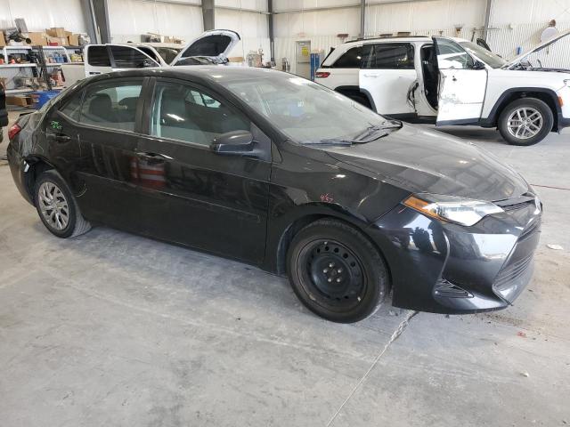 2T1BURHE1JC090834 - 2018 TOYOTA COROLLA L BLACK photo 4