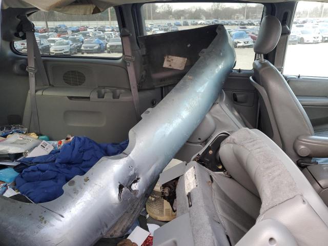 2C4GP54L74R604569 - 2004 CHRYSLER TOWN & COU TOURING BLUE photo 11